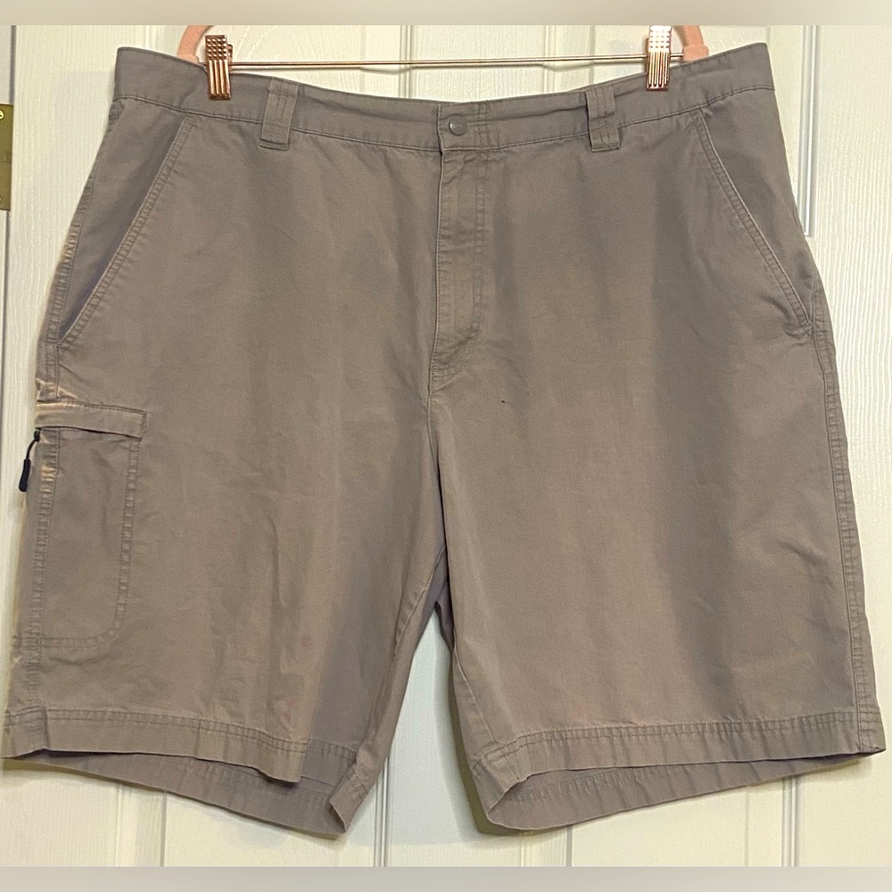 Columbia Shorts Mens Sz 42 Tan Cargo Pockets Utility Hiking Outdoor